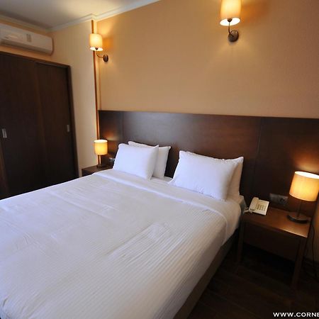 Hotel Corner Inn 바투미 외부 사진