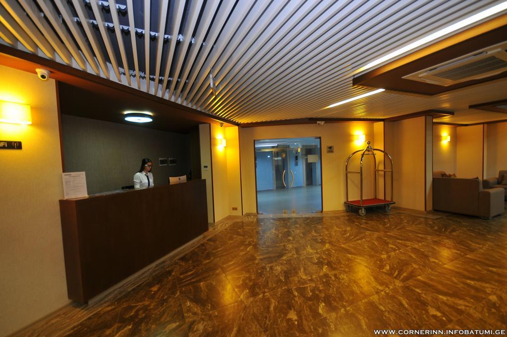 Hotel Corner Inn 바투미 외부 사진