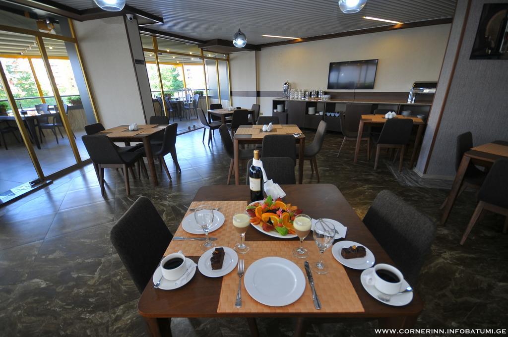 Hotel Corner Inn 바투미 외부 사진