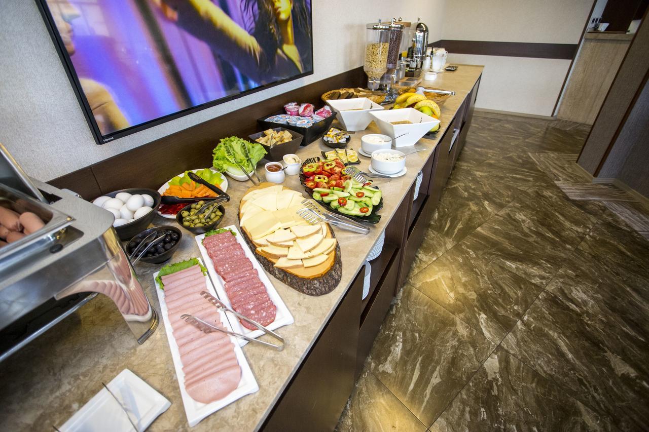 Hotel Corner Inn 바투미 외부 사진