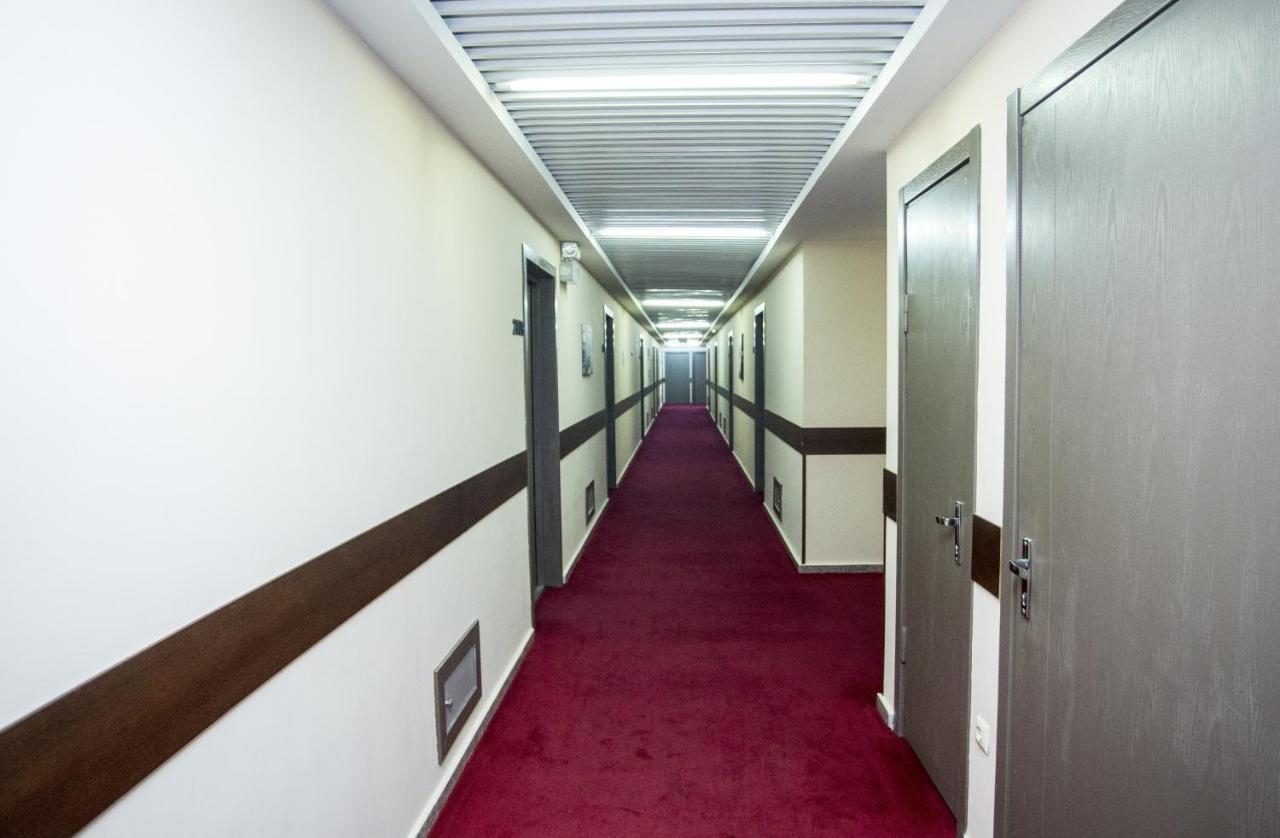 Hotel Corner Inn 바투미 외부 사진