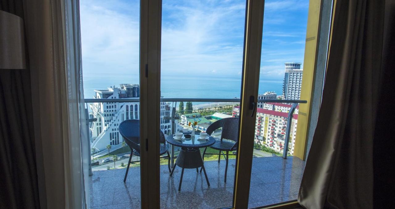 Hotel Corner Inn 바투미 외부 사진